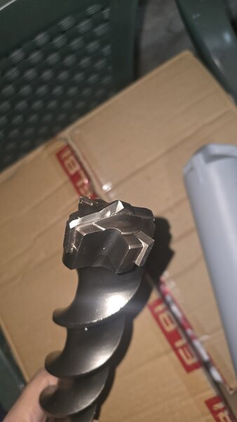 Burghiu profesional Bosch SDS Max-7 Nou